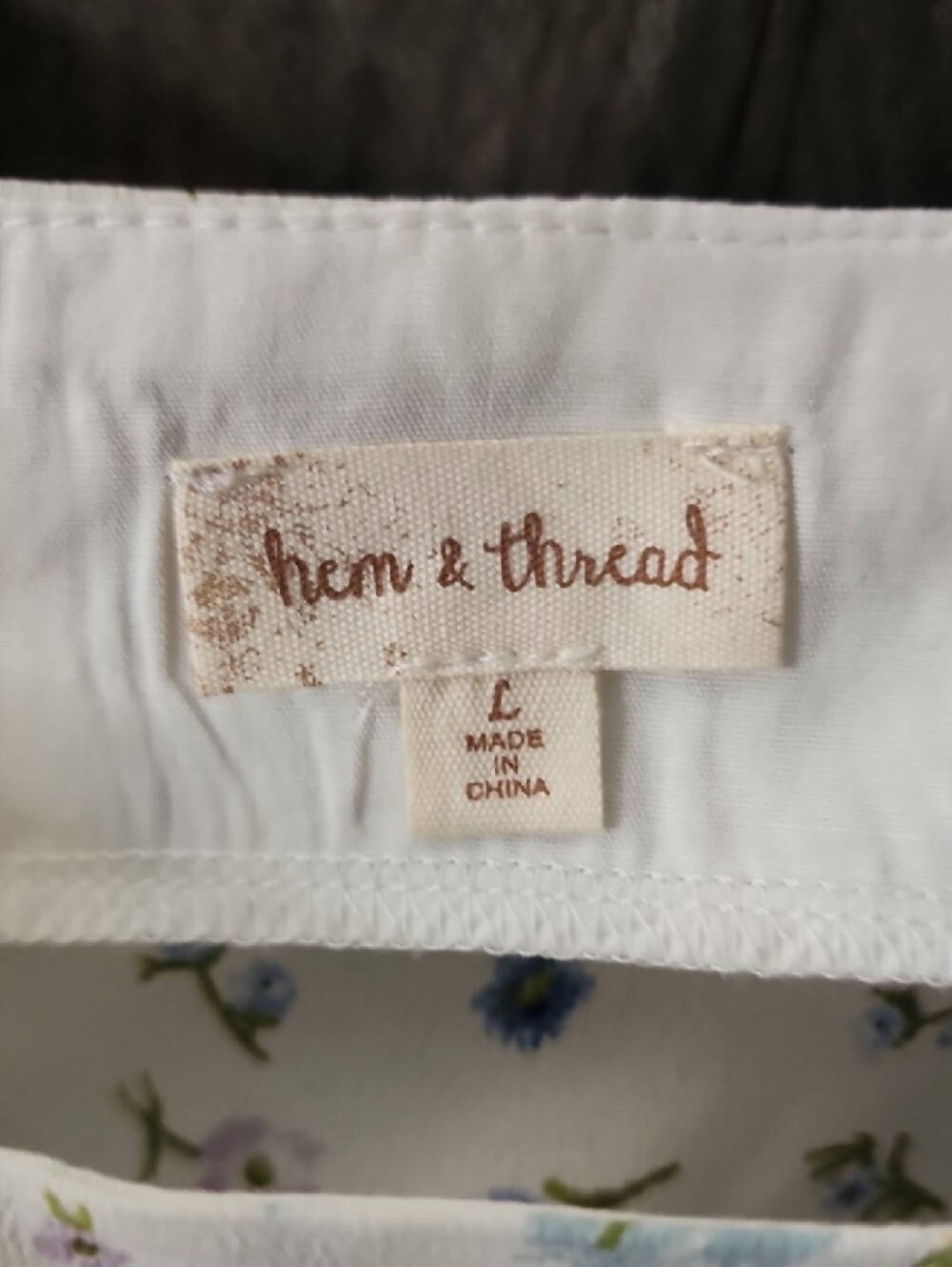 Hem & Thread White Floral Square-Neck Lace-Hem Tank Size L - Picture 3 of 7